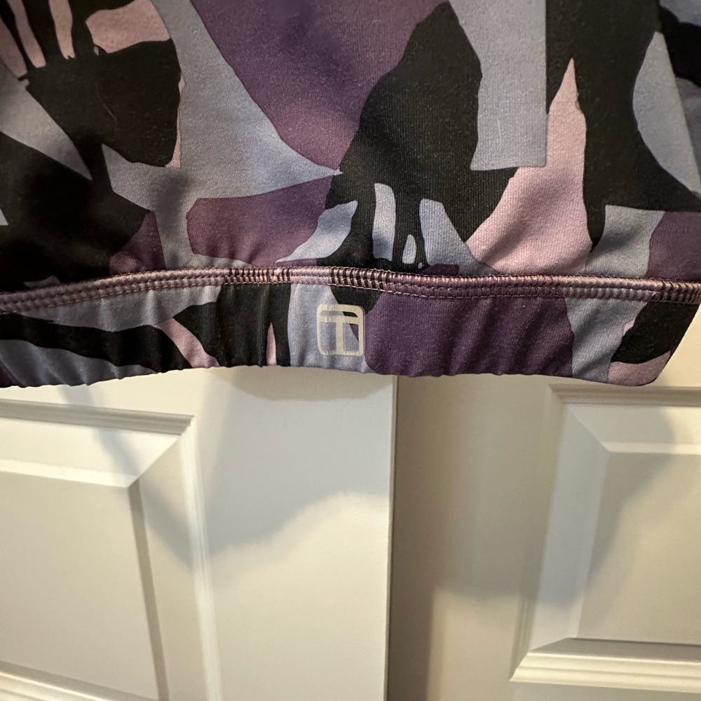 Tahari Sports bra - Picture 2 of 4